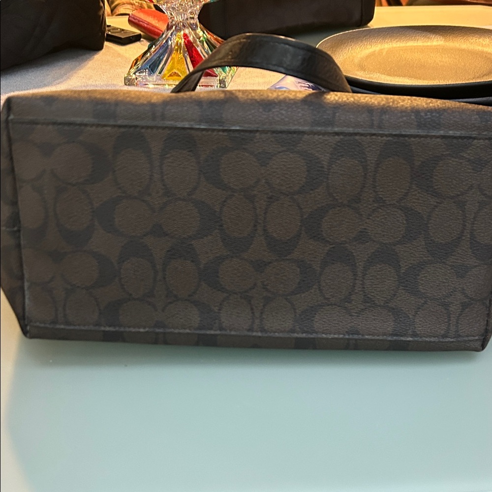 Coach Black and Brown Monogram Tote with 💛 Yellow Taxi Motif (EUC) - Picture 5 of 12